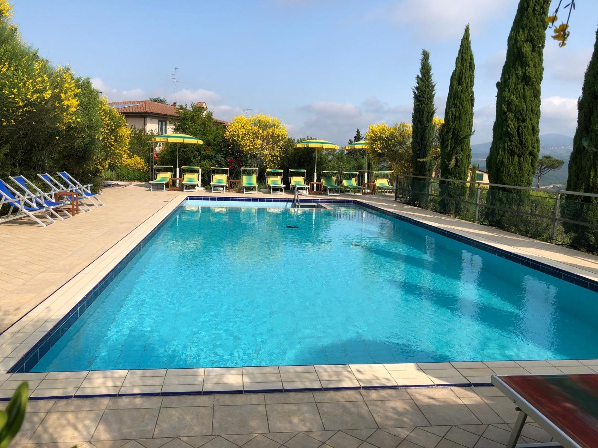 Holiday Home Villa Bobolino 蒙特鲁朴·菲奥伦蒂诺 外观 照片